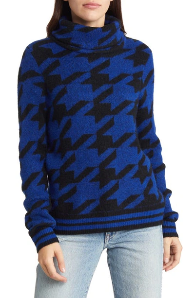 Vero Moda Kimberly Houndstooth Roll Neck Sweater In Sodalite Blue Pattern Blk