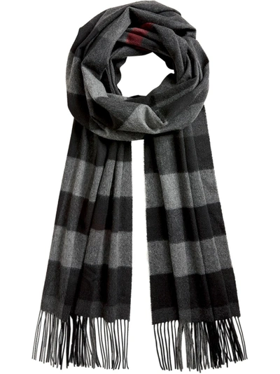 Burberry Checked Scarf In Black