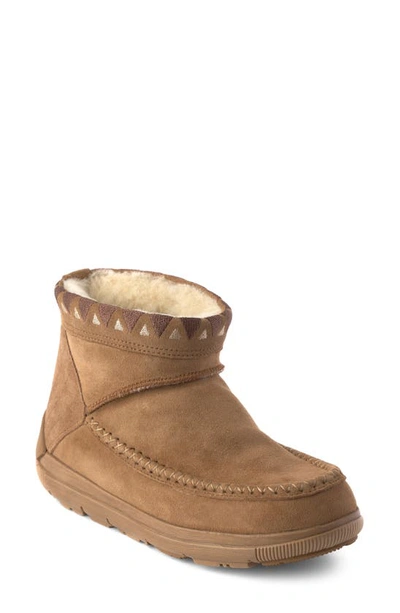 Manitobah Reflections Genuine Shearling Water Resistant Bootie In Oak