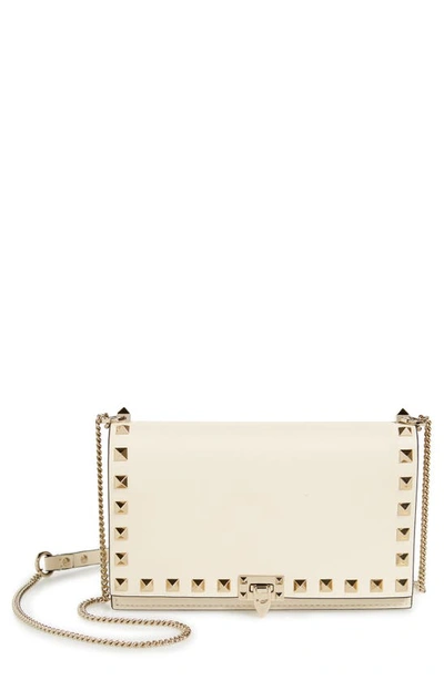 Valentino Garavani Rockstuds Flap Leather Pouch Crossbody Bag In I16