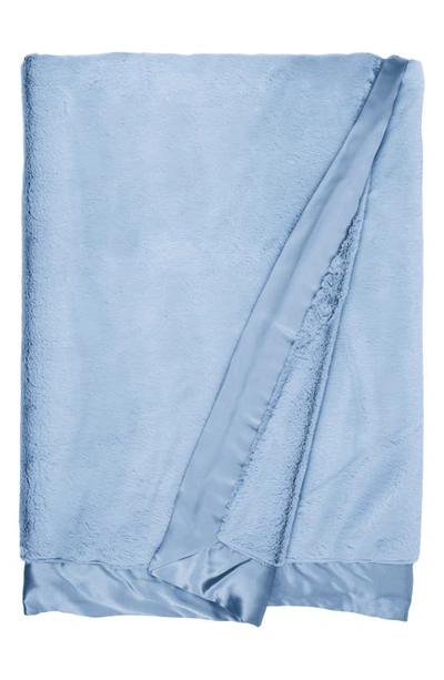 Little Giraffe Luxe Big Kid Blanket In Cornflower