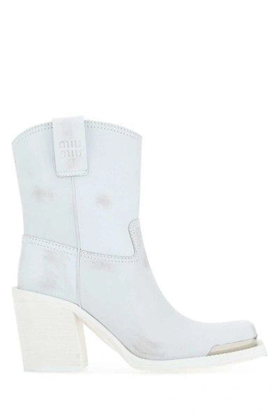 Miu Miu Logo Detailed Ankle Boots In White