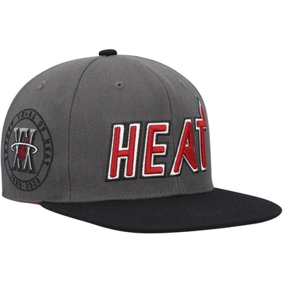 Mitchell & Ness Men's  Gray, Black Miami Heat Hardwood Classics 20th Anniversary Born And Bred Fitted In Gray,black