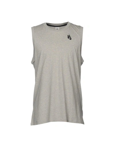 Nike T-shirt In Grey