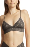 Hanky Panky Signature Lace Padded Bralette In Granite