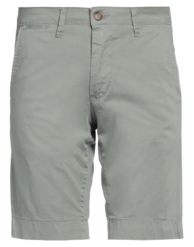 Squad² Man Shorts & Bermuda Shorts Sage Green Size 30 Cotton, Elastane