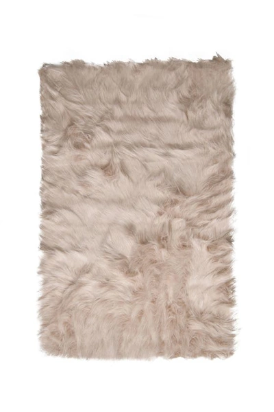 Luxe Hudson Faux Fur Rug In Taupe
