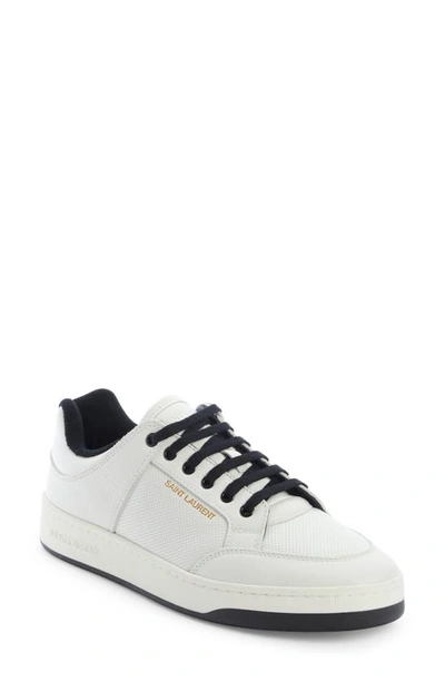 Saint Laurent Men's Sl/61 Low-top Sneakers In Grained Leather In White
