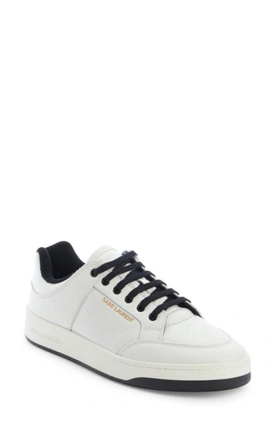 Saint Laurent Men's Sl/61 Low-top Trainers In Grained Leather In White