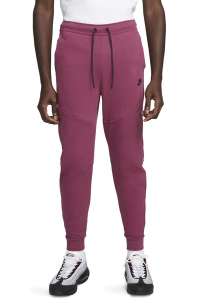 Nike Men's  Sportswear Tech Fleece Jogger Pants In Rosewood/black