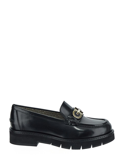 Ferragamo Gancini Loafers In Black
