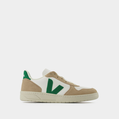 Veja V-10 Low-top Sneakers In Multi