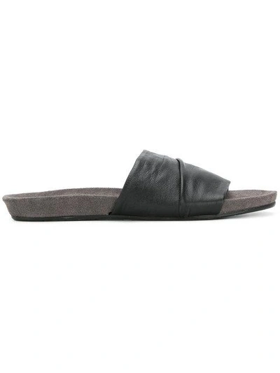 Humanoid Soy Sandals