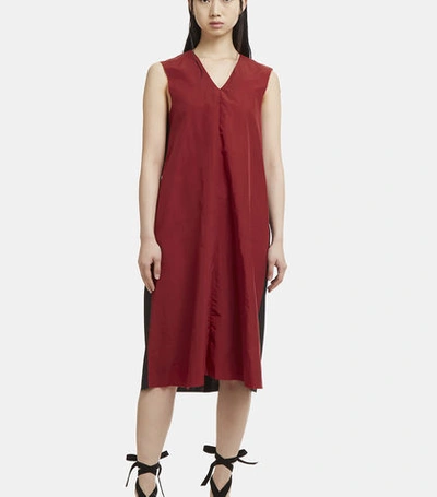 Yang Li Sleeveless Contrast Raw Edge Dress In Black In Red