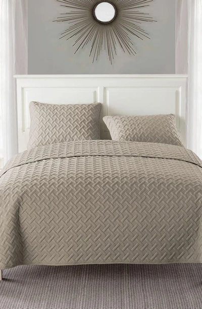 Vcny Home Nina Embossed Basketweave Quilt Set In Taupe