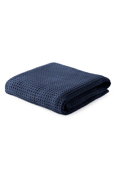 Woven & Weft Super Soft Cotton All-season Waffle Weave Throw In Navy