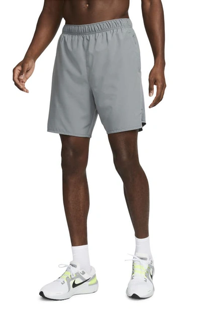 Nike Men's Challenger Dri-fit 7" 2-in-1 Running Shorts In Grey