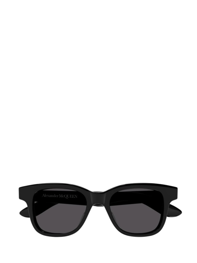 Alexander Mcqueen Eyewear Square Frame Sunglasses In Black