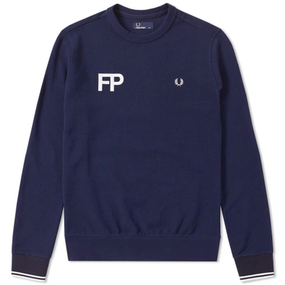 Fred Perry Logo Sweat In Blue
