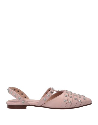 Unlace Ballet Flats In Pink