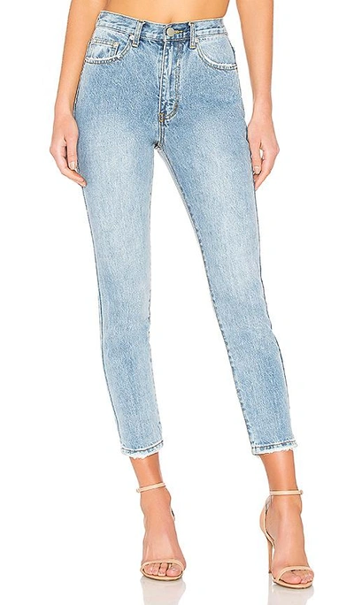 By The Way. Jackie Skinny Jeans In Mid Wash Blue