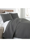 Southshore Fine Linens Ultra-soft Oversized Quilt Set In Gray
