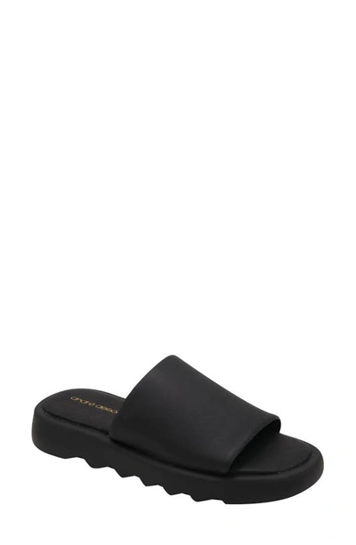 Andre Assous Jessa Slide Sandal In Black