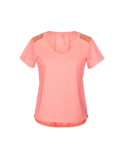 Karen Millen T-shirts In Salmon Pink