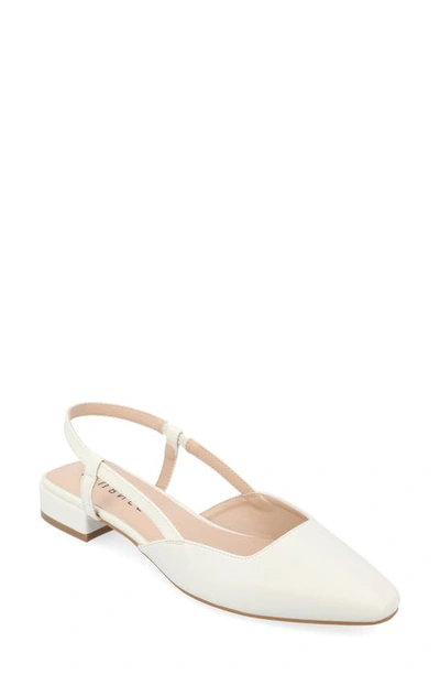 Journee Collection Paislee Slingback Pump In Bone