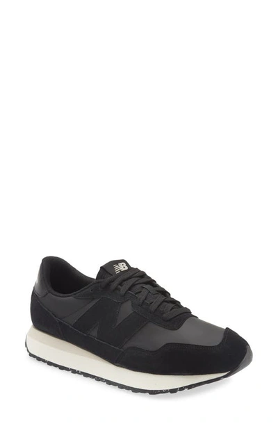 New Balance 237 Sneaker In Black/ Moonbeam