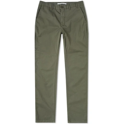 Norse Projects Aros Slim Light Stretch Chino In Green