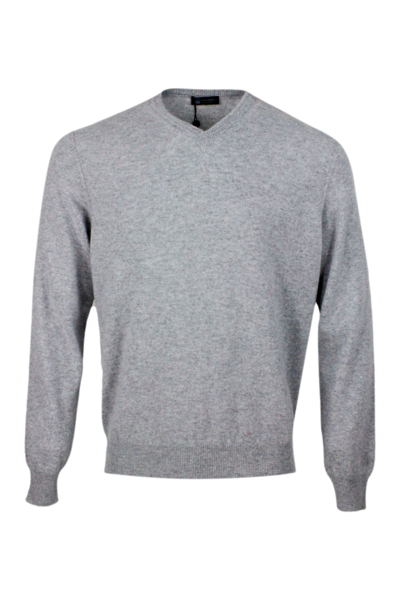Colombo Long-sleeved V-neck Sweater In Fine 2-ply 100% Kid Cashmere With Special Processing On The Edge Of T In Grey