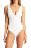 Sea Level Panel Line Multifit One-piece Swimsuit In White