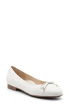 Ara Scout Flat In Cream Calf