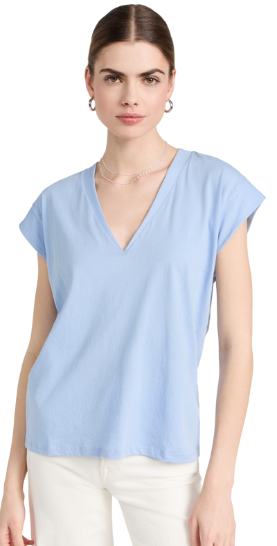 Frame Le Mid Rise V-neck Tee In Oxford Blue