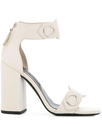 Senso Chunky Heel Eyelet Sandal In White