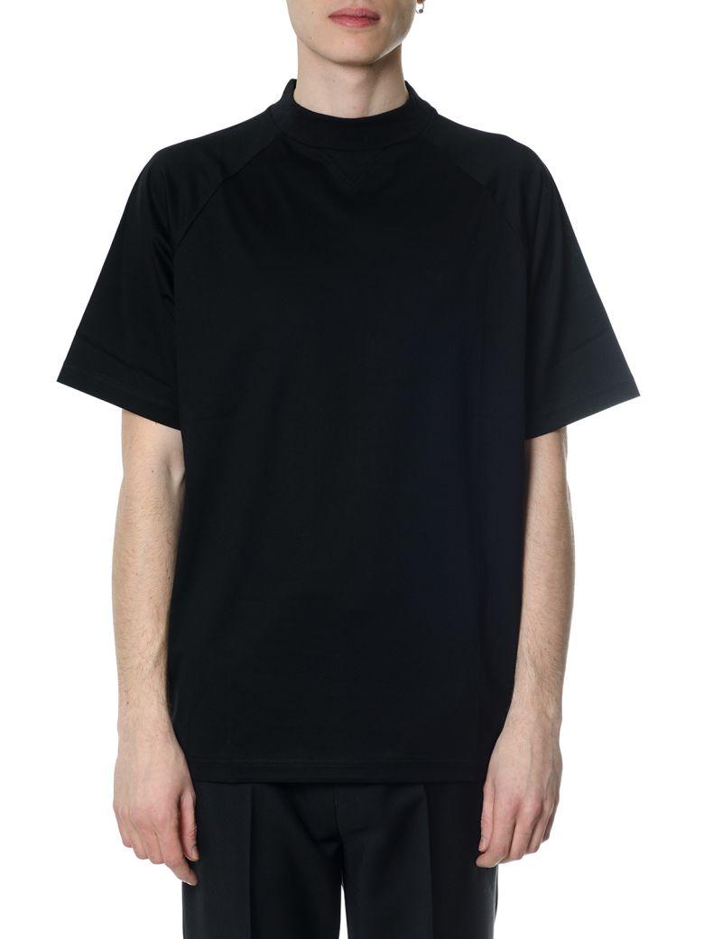 Download Sacai Black Cotton T-shirt With Reglan Sleeves | ModeSens