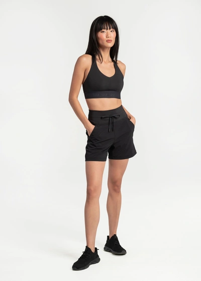 Lole Momentum Shorts In Black Beauty