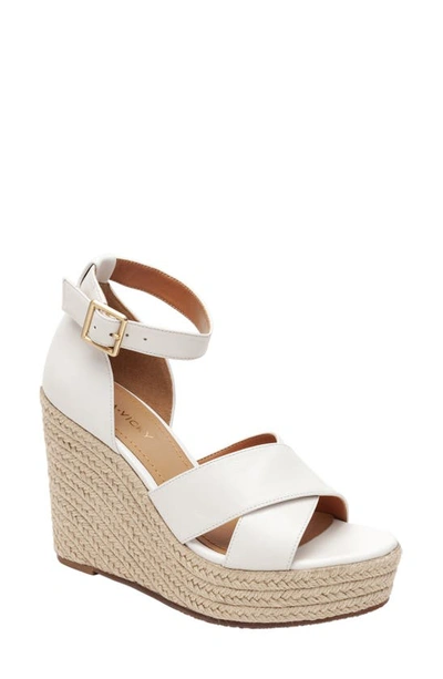 Lisa Vicky Gemi Platform Wedge Sandal In White