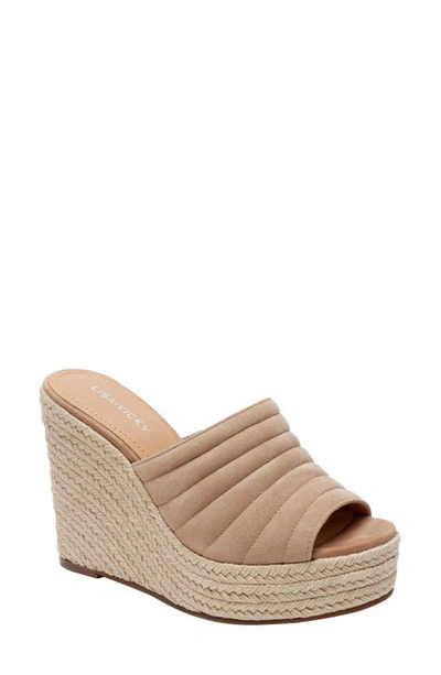 Lisa Vicky Gogo Platform Wedge Sandal In Tan Camel