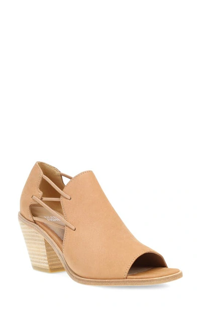 Eileen Fisher Alfie Cutout Sandal In Honey