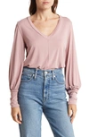 Renee C V-neck Long Sleeve Solid Top In Pink