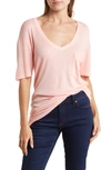 Go Couture V-neck Boyfriend T-shirt In Pink Print 1