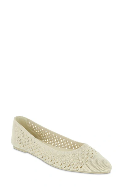 Mia Lovi Knit Pointed Toe Flat In Bone