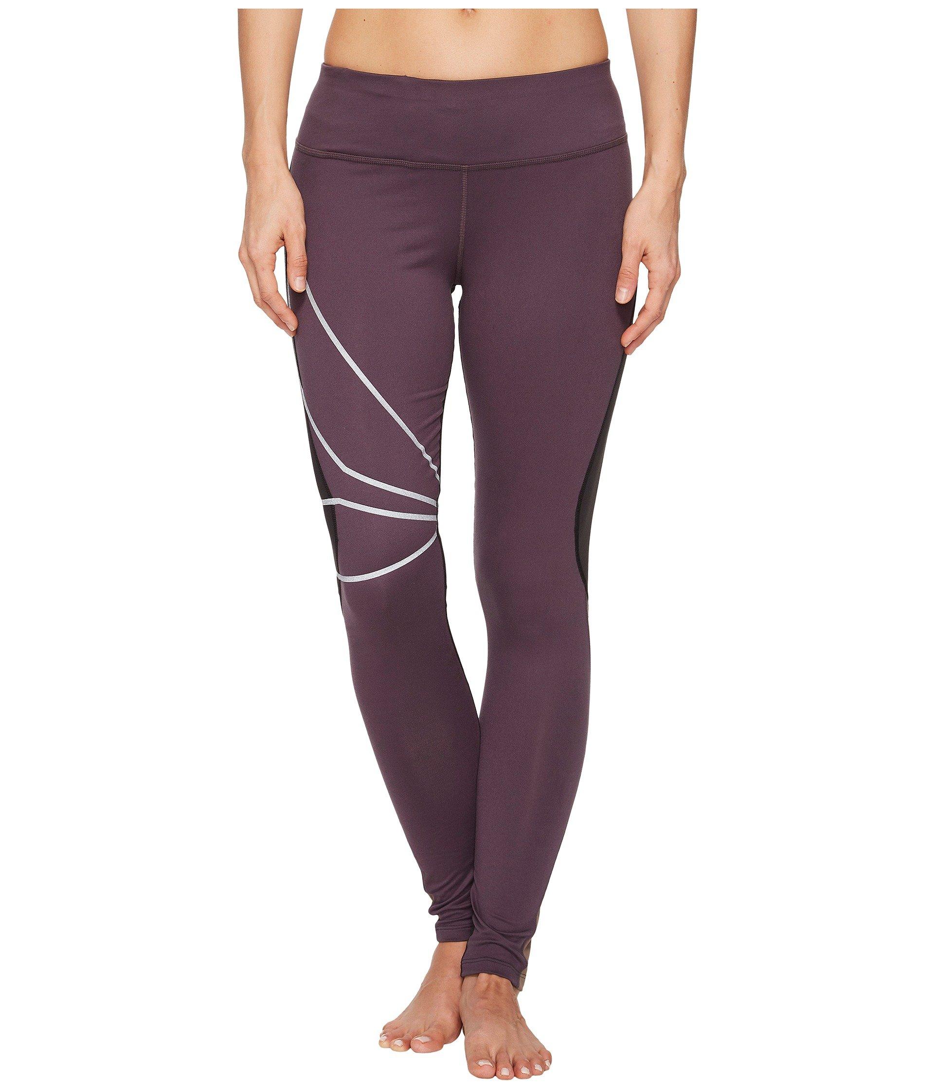 reebok run tight