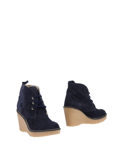 Serafini Etoile Ankle Boot In Dark Blue