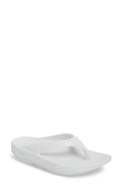 Oofos Oolala Sandal In White