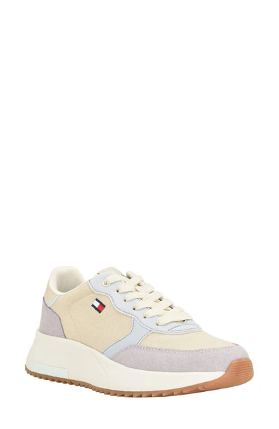 Tommy Hilfiger Zidya Sneaker In Medium Natural