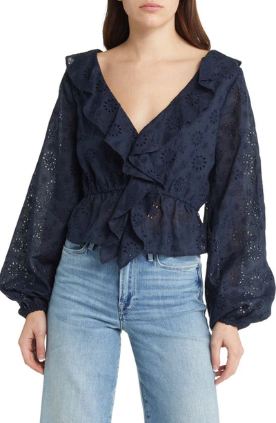 Frame Ruffled Broderie Anglaise Ramie Top In Navy