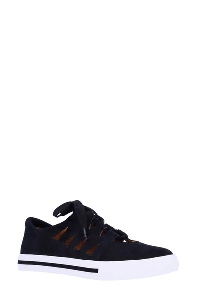 L'amour Des Pieds Kanav Sneaker In Black